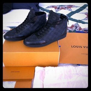 offshore sneaker boot